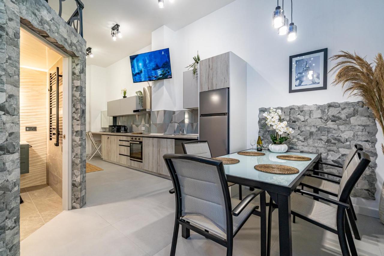 Exquisite Studio Apartment With An Original Design Walencja Zewnętrze zdjęcie